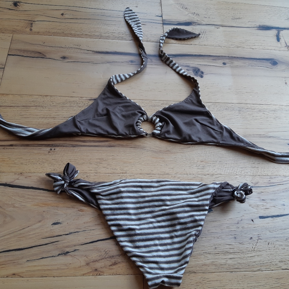Bikini set size small - Picture 2 of 2